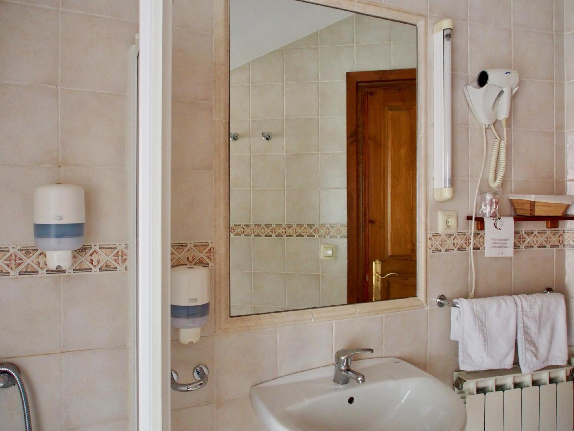 Hostal Remona Espinama Zewnętrze zdjęcie