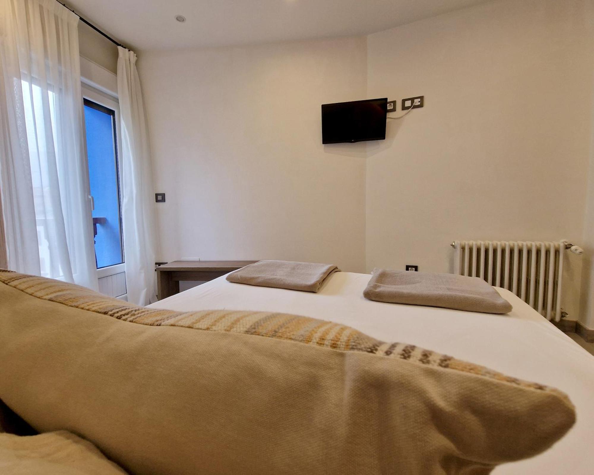 Hostal Remona Espinama Zewnętrze zdjęcie