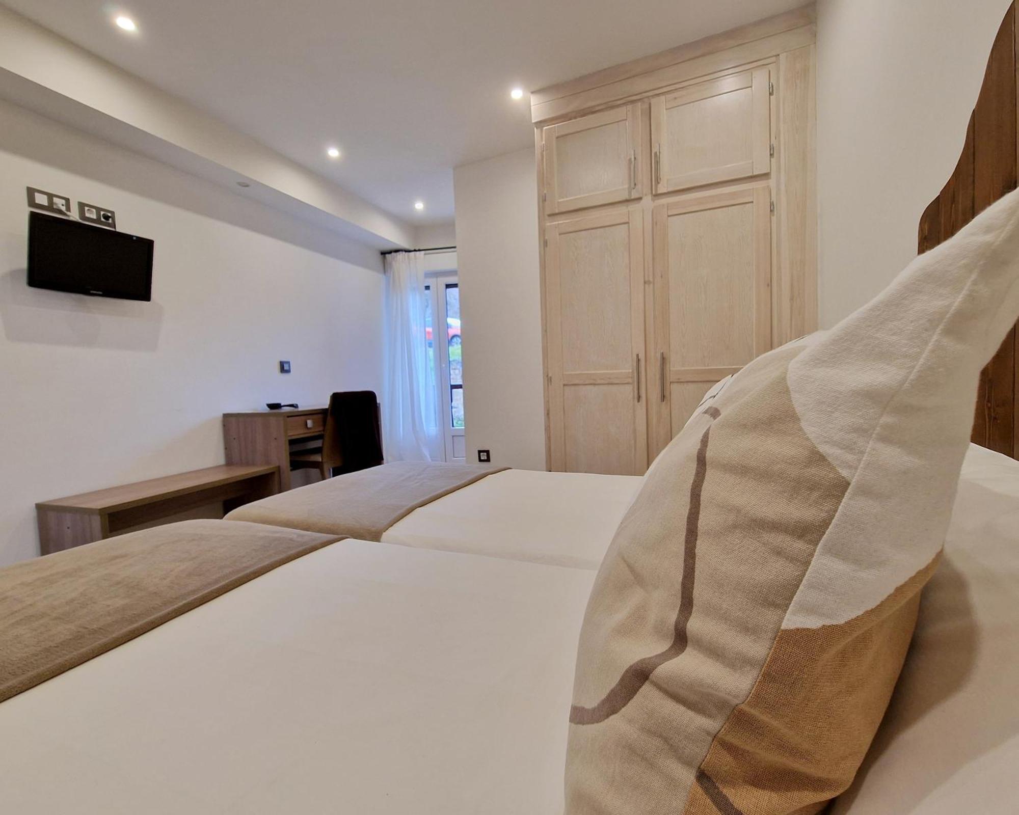 Hostal Remona Espinama Zewnętrze zdjęcie