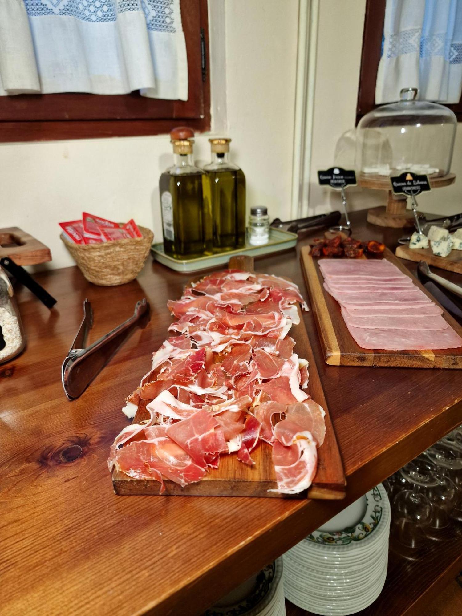 Hostal Remona Espinama Zewnętrze zdjęcie