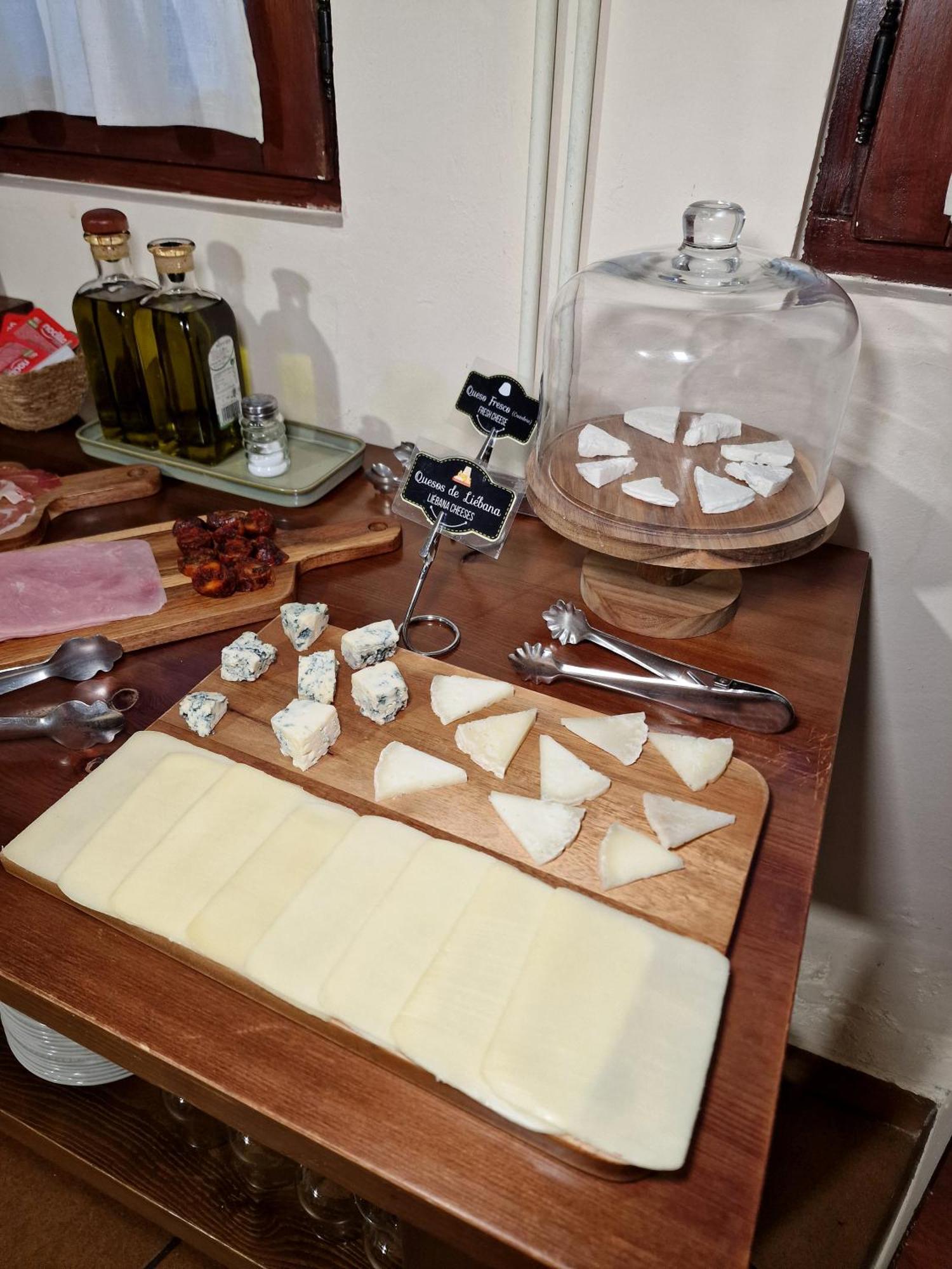 Hostal Remona Espinama Zewnętrze zdjęcie